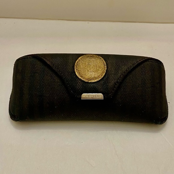 Vintage, Fendi Burgundy Bi-Focal with Case (5.5in x 1.75in x 2.5in) - Picture 14 of 14